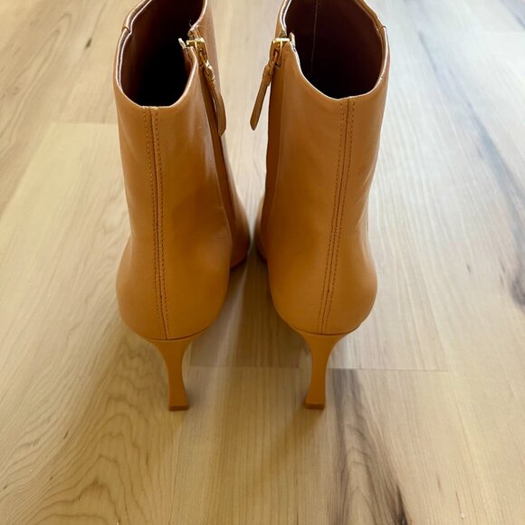 BCBGMAXAZRIA Pia Bootie Size 8 (Brand New) - Picture 5 of 6